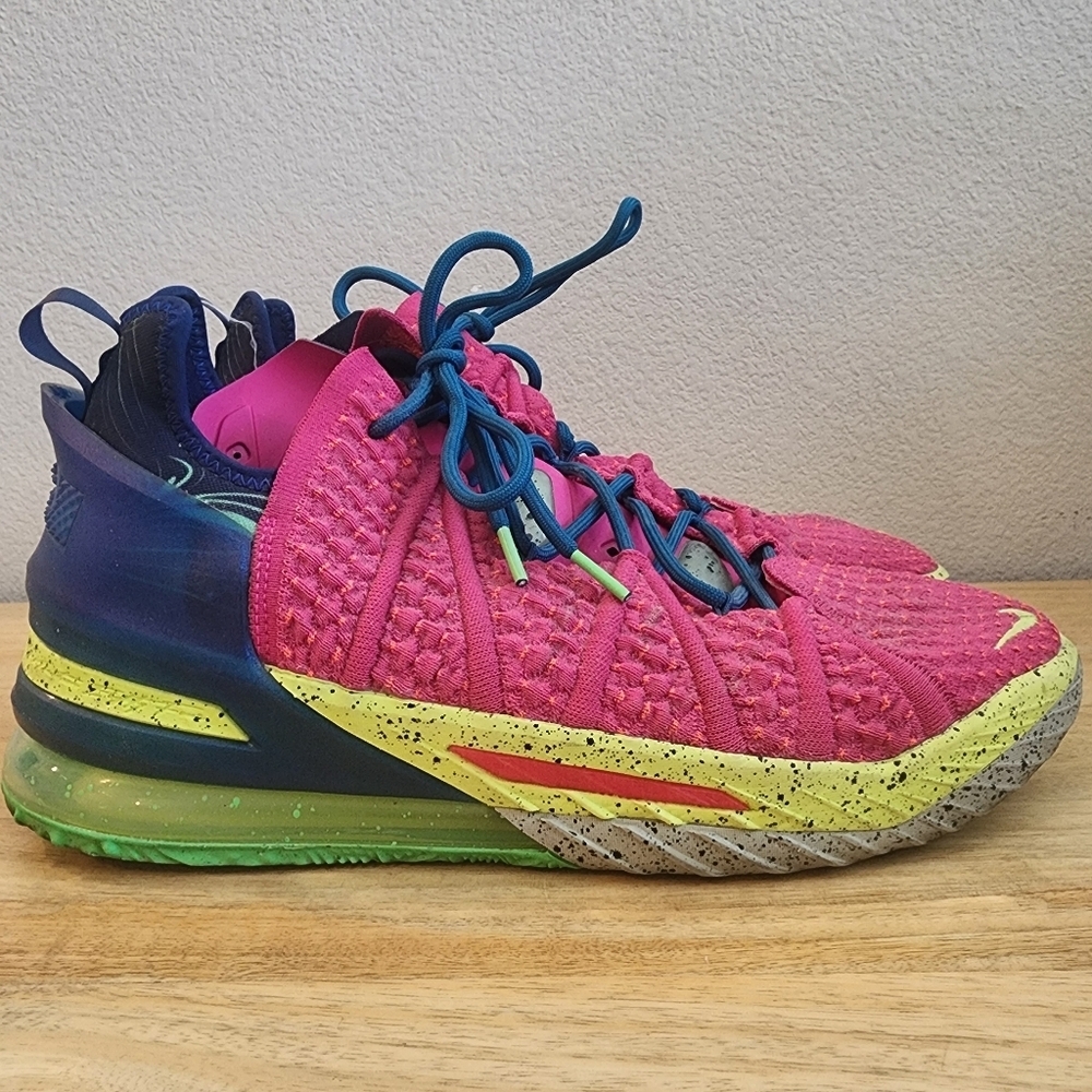 Nike Mens LeBron 18 'Los Angeles By Night' Basketball Shoes DB8148-600 Size 12